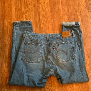 Levi’s Wedgie fit jeans size 31 NWOT